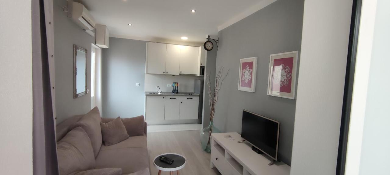Obala Apartment พอดโกรา ภายนอก รูปภาพ